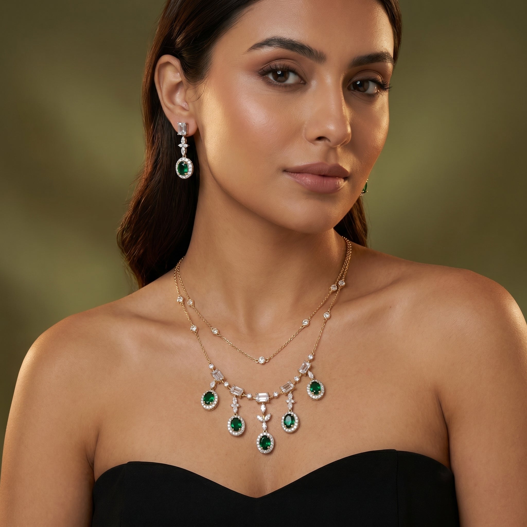 Gold Emerald Halo Necklace Set