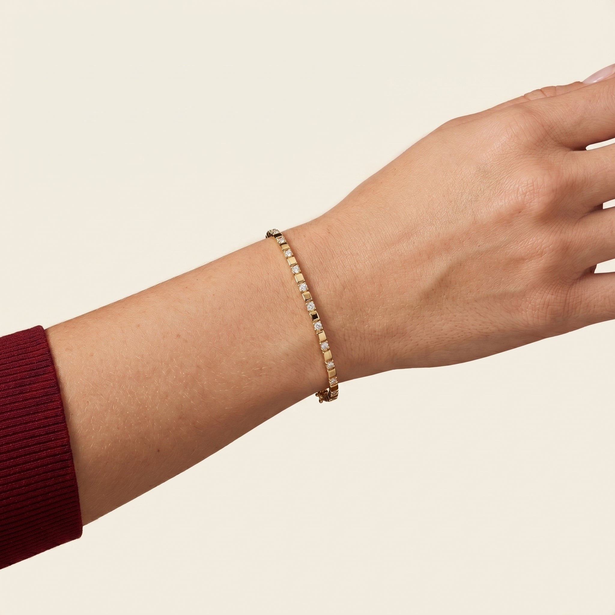 18KT Gold Timeless Spark Bracelet