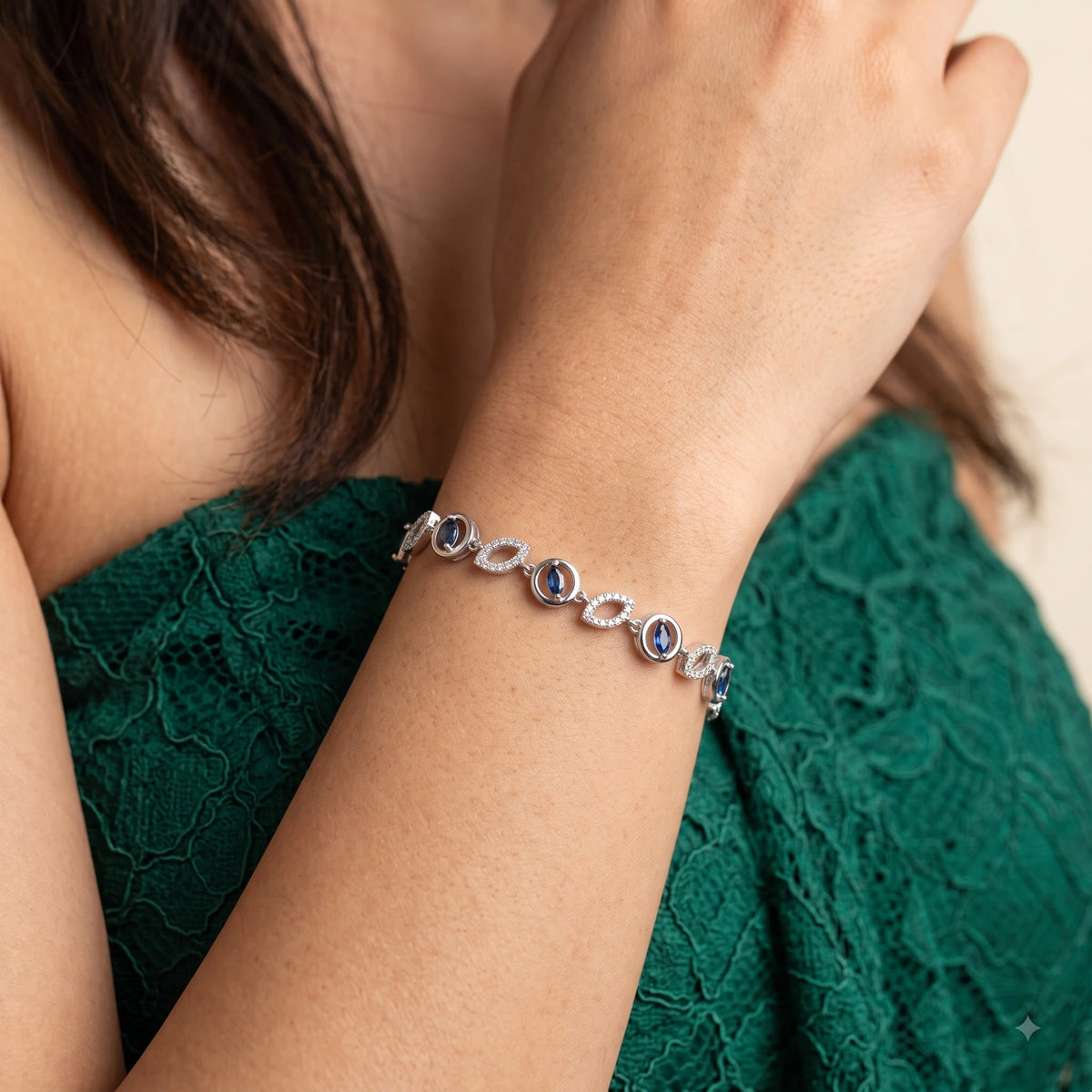 Silver Sapphire Glow Link Bracelet