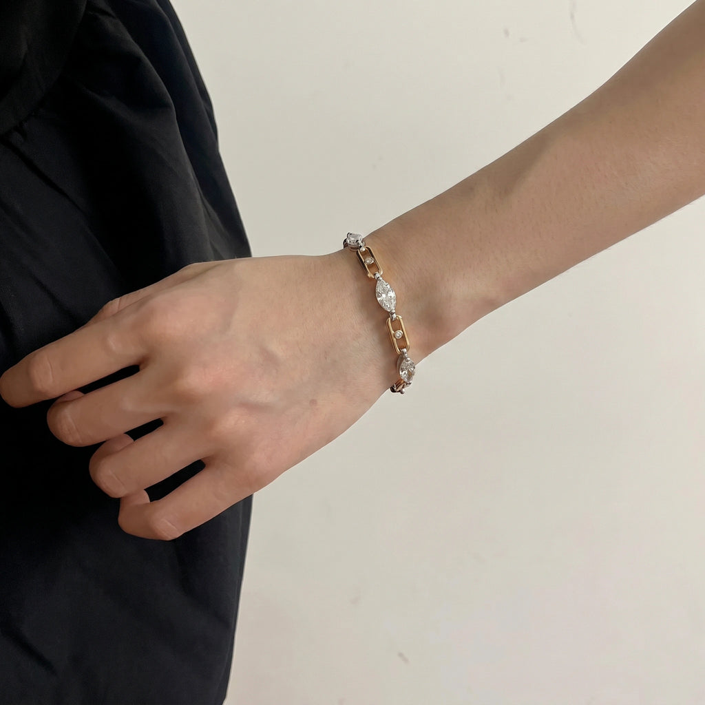Gold Marquise Link Bracelet