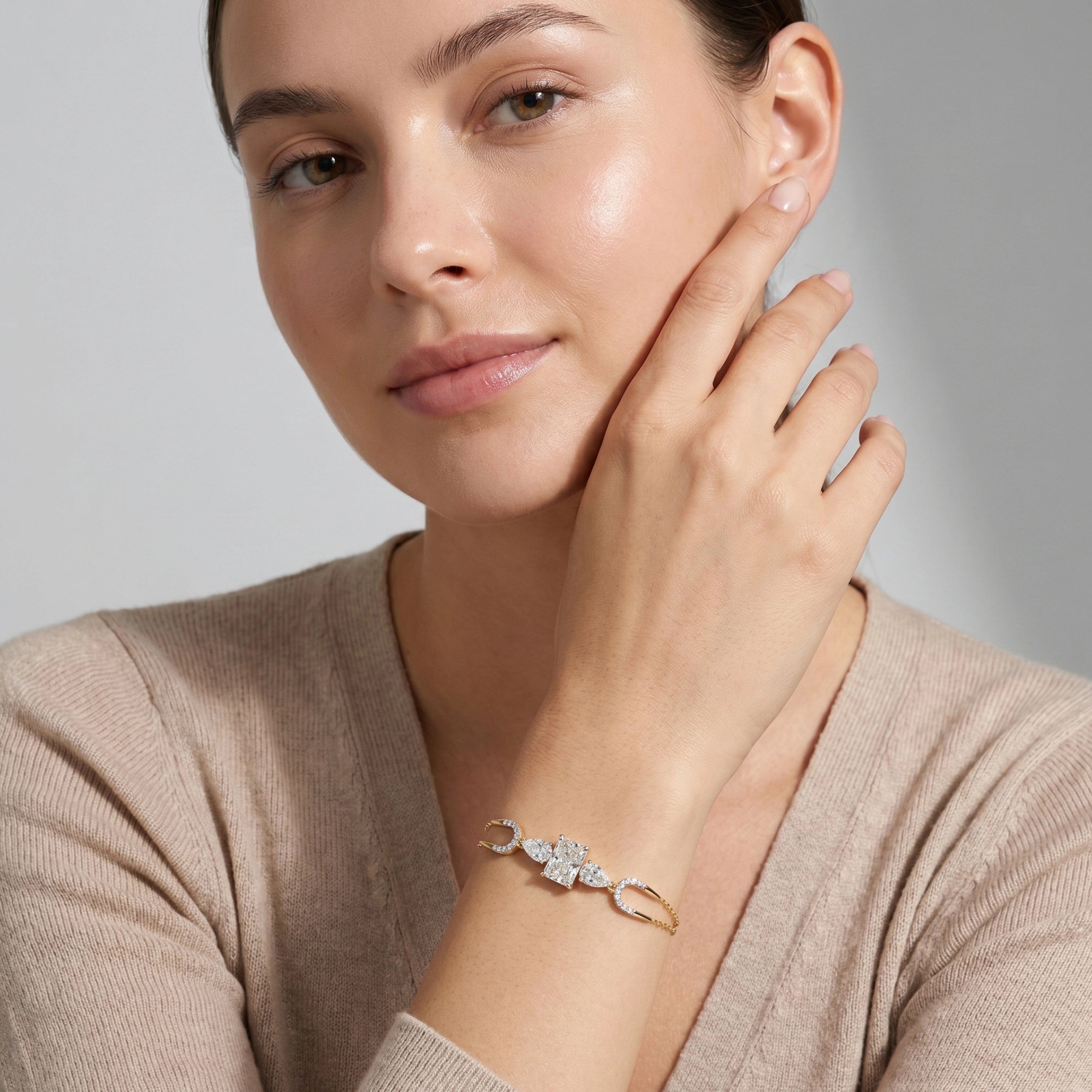 Gold Radiant Link Bracelet
