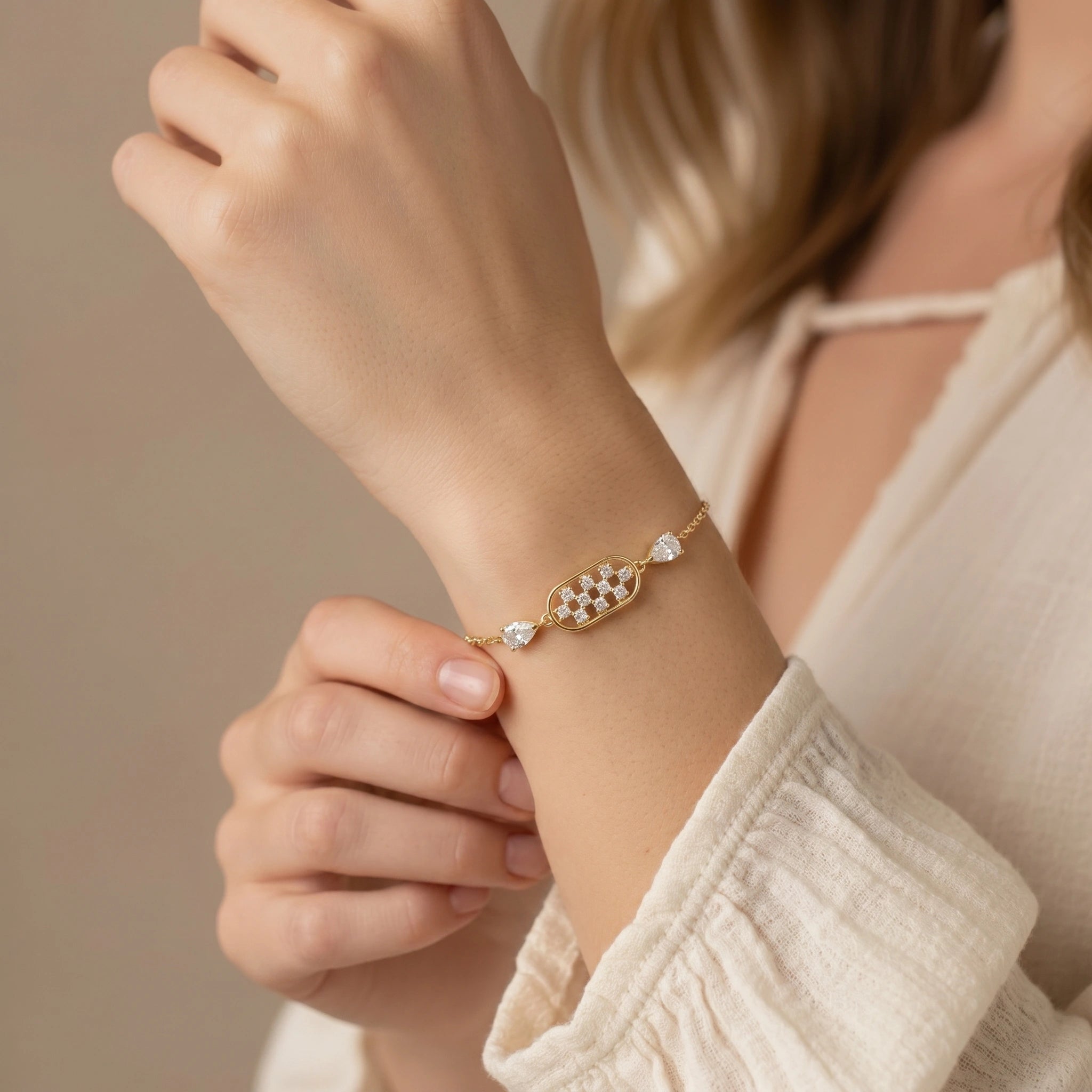 Gold Lattice Halo Bracelet