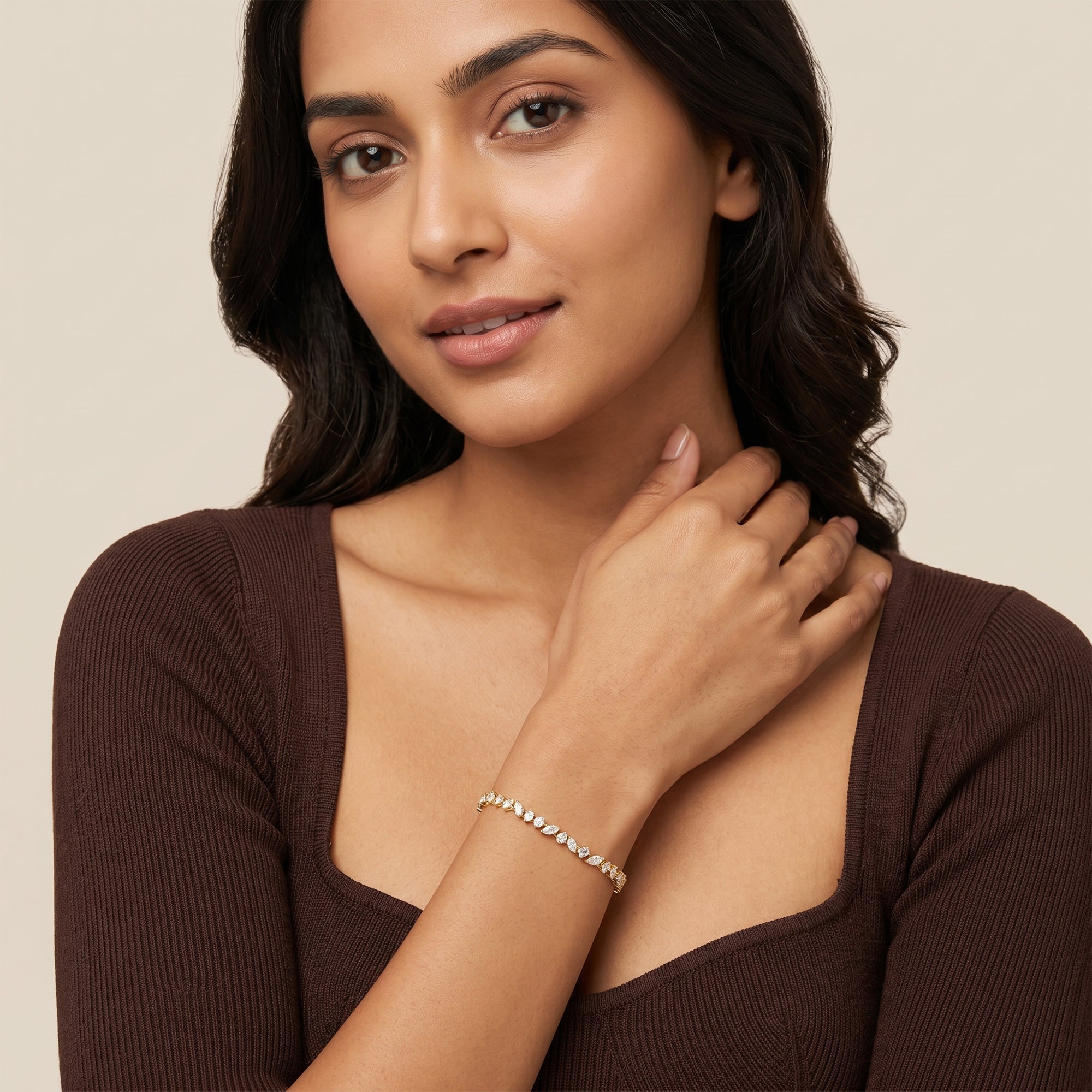Gold Marquise Cluster Bracelet Glow