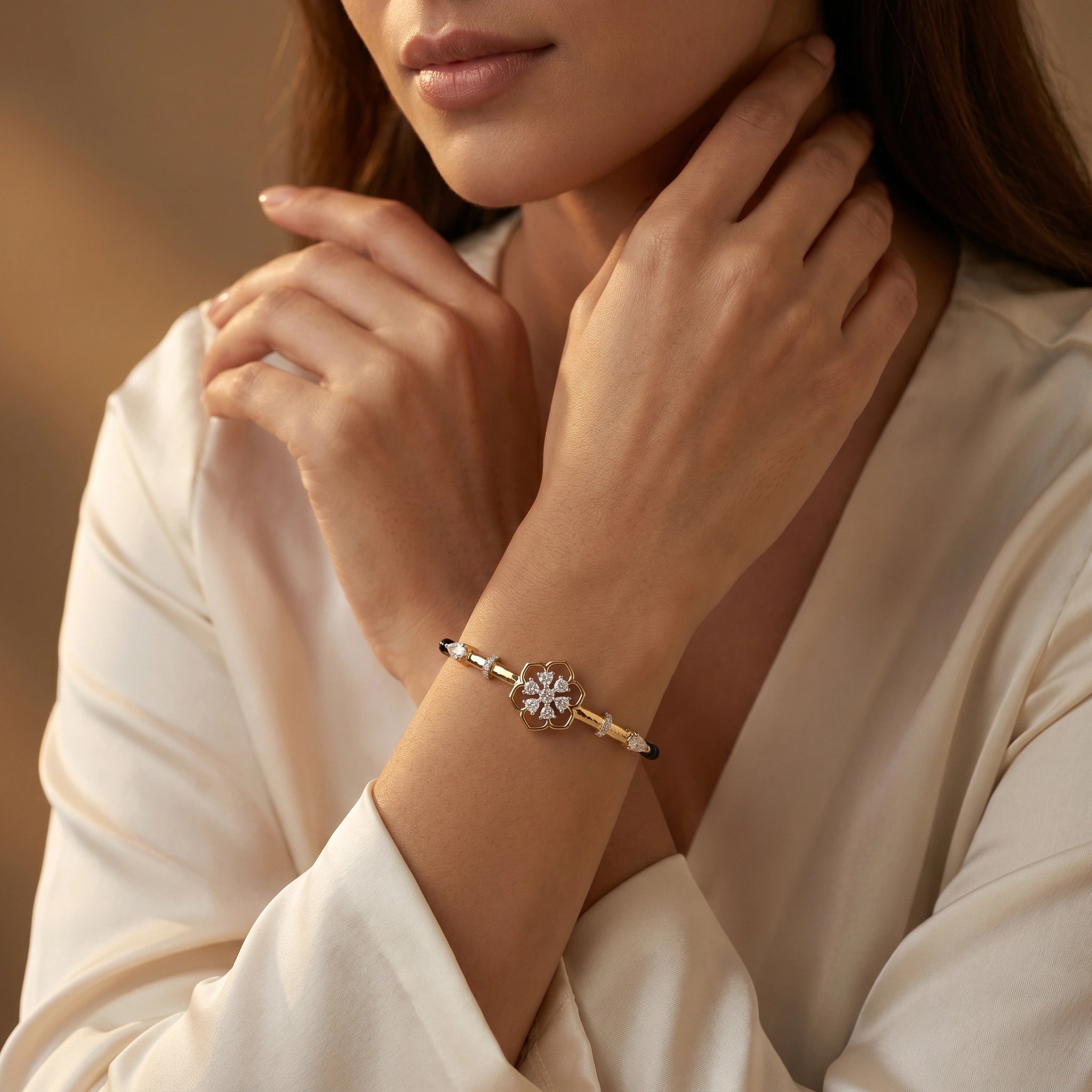 Gold Floral Halo Bracelet