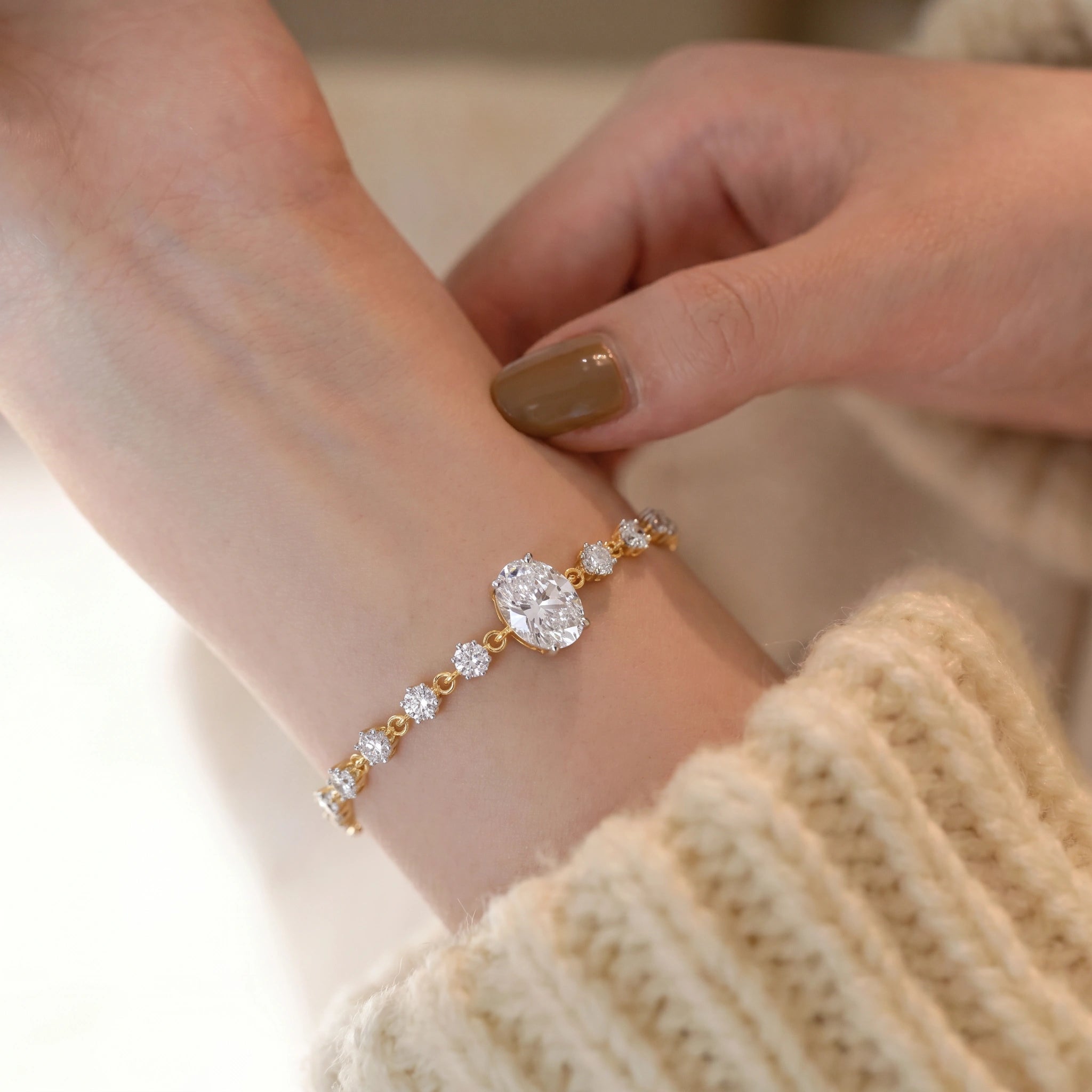 Gold Oval Solitaire Line Bracelet