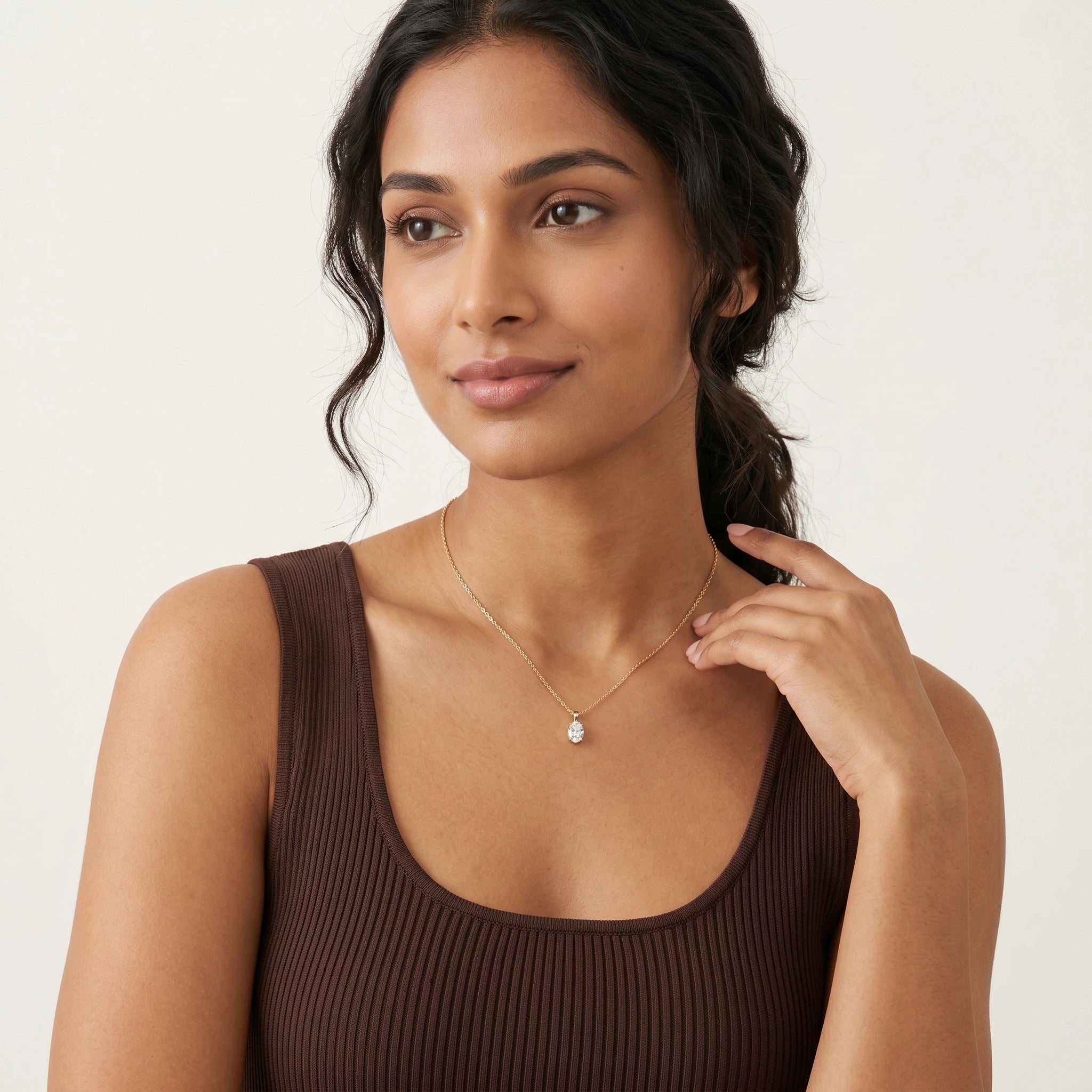 Gold Oval Solitaire Pendant