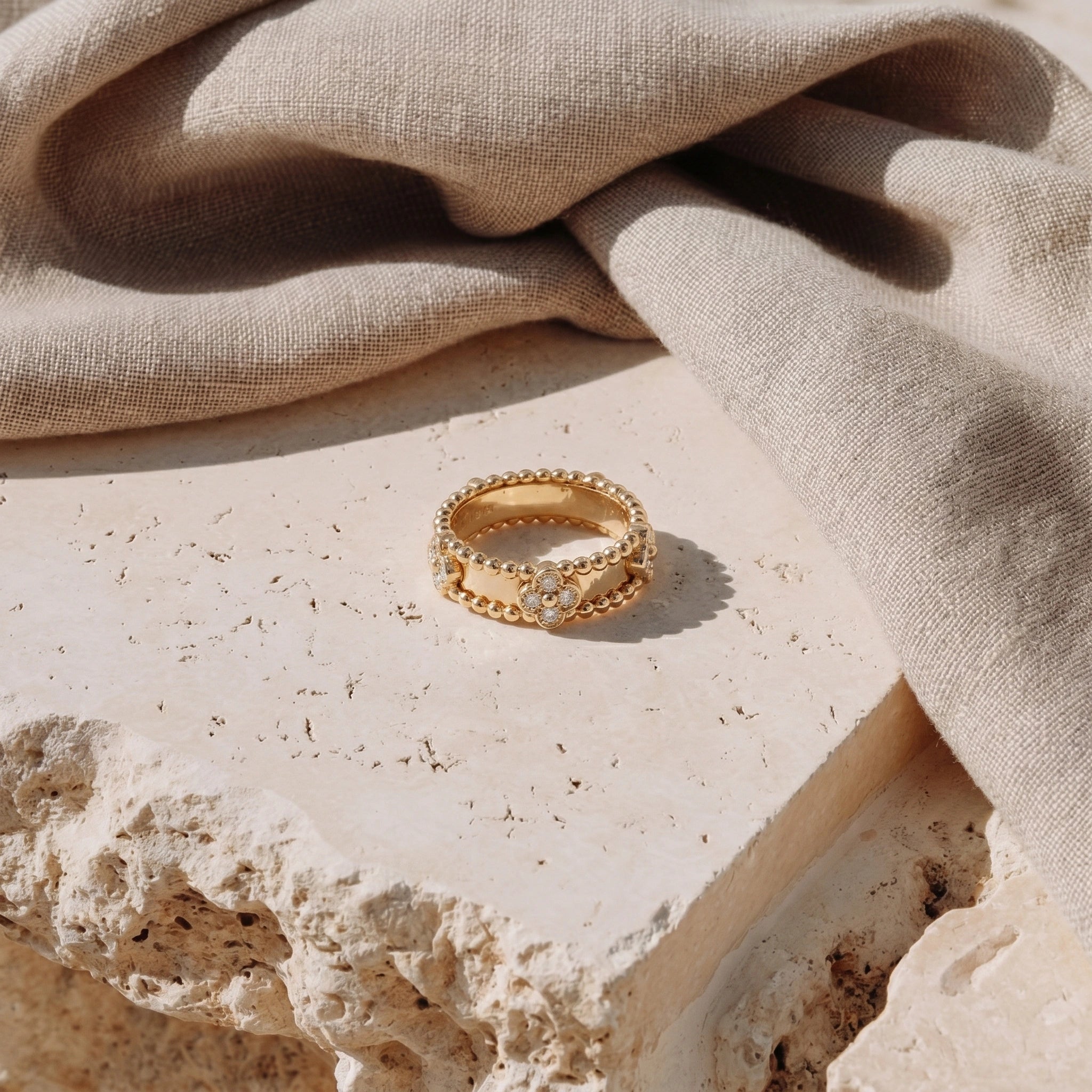 Gold Clover Beaded Band Ring