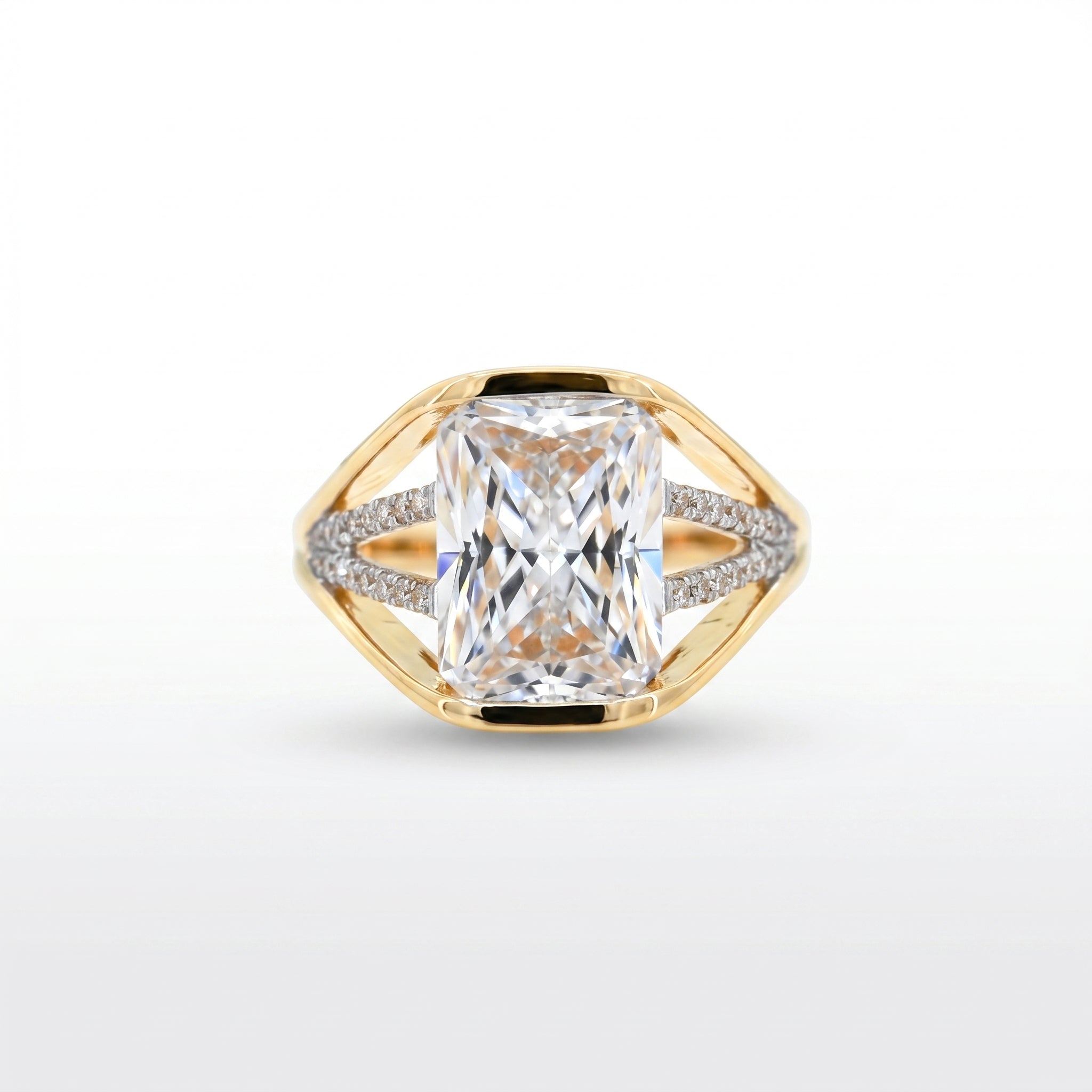 Gold Radiant Frame Split Ring