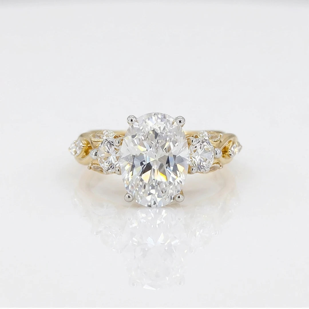 Gold Oval Trio Twist Ring