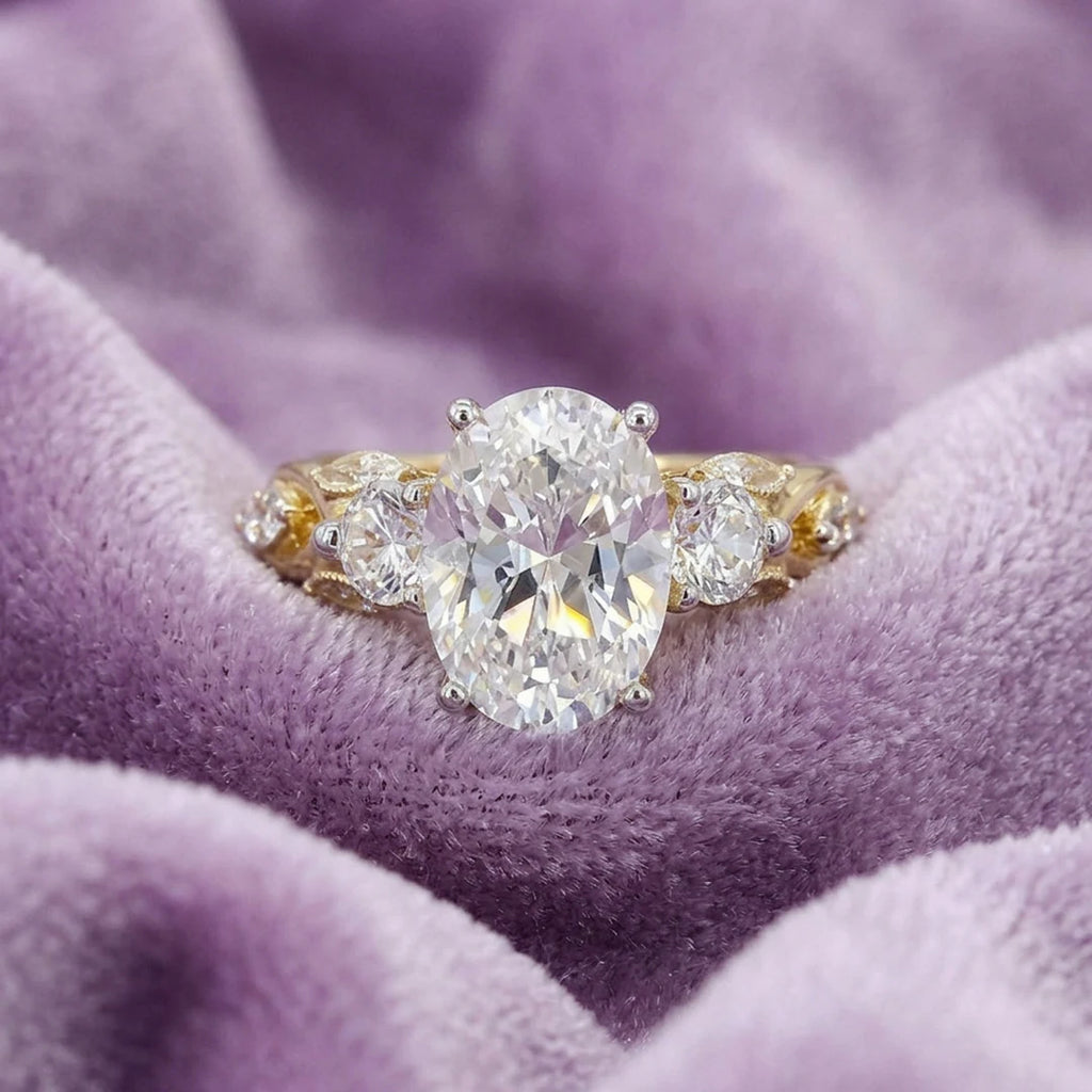 Gold Oval Trio Twist Ring