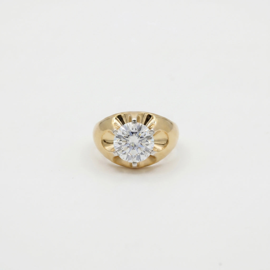 Gold Crest Solitaire Ring