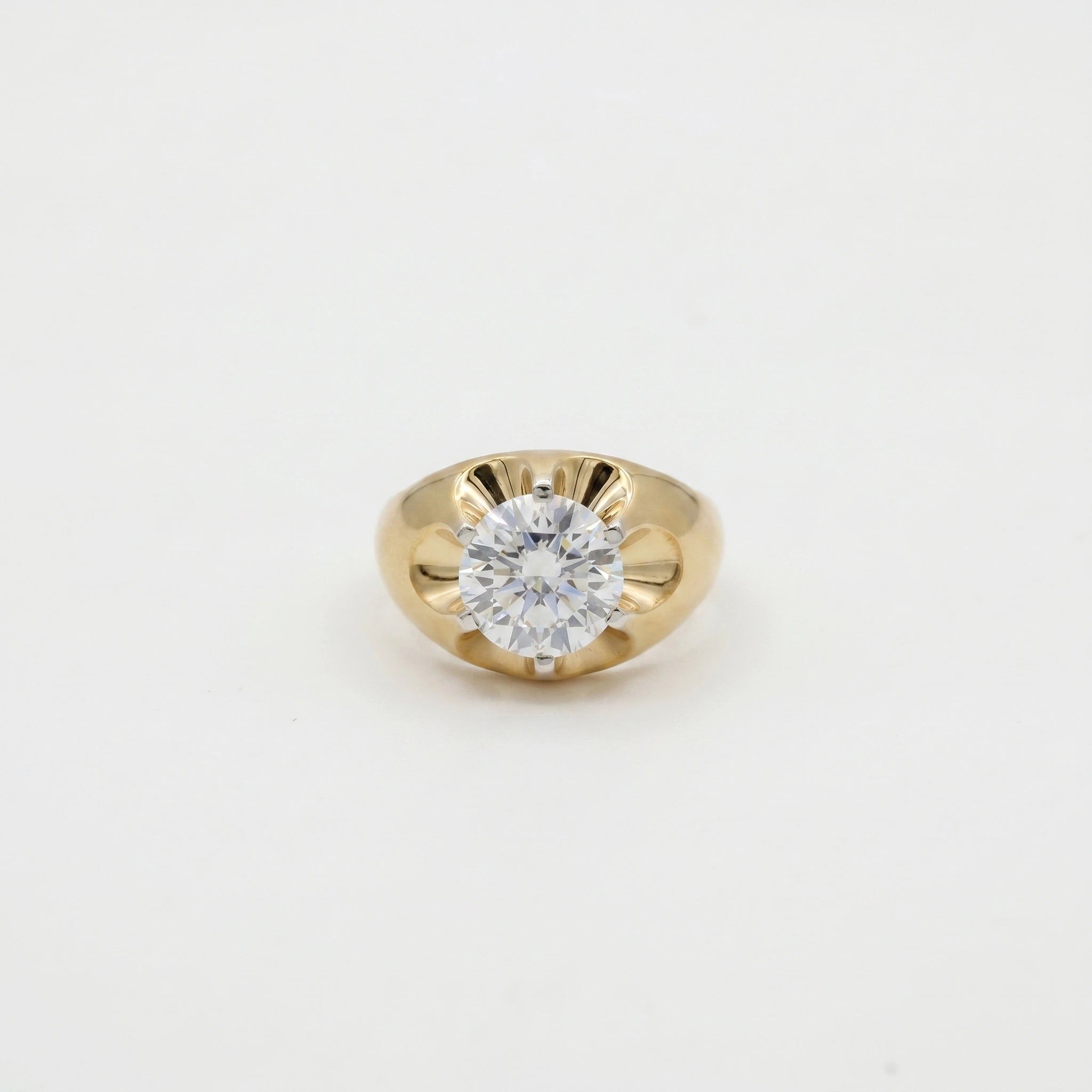 Gold Crest Solitaire Ring