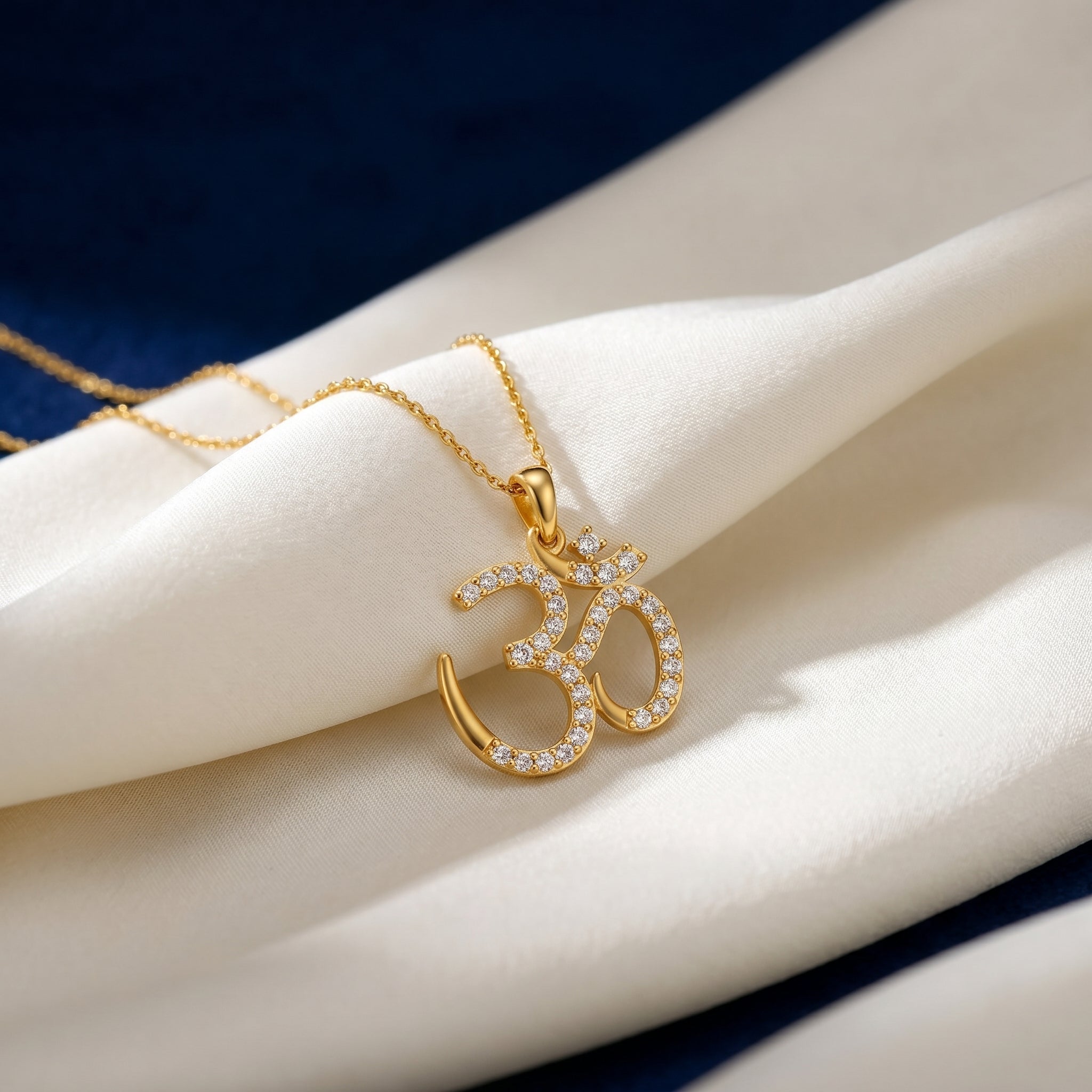 18KT Gold Om Radiance Pendant