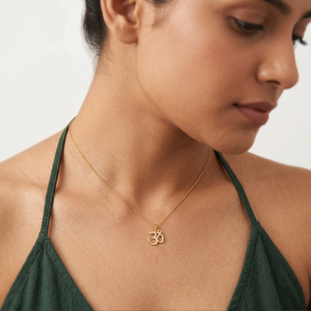 18KT Gold Om Radiance Pendant