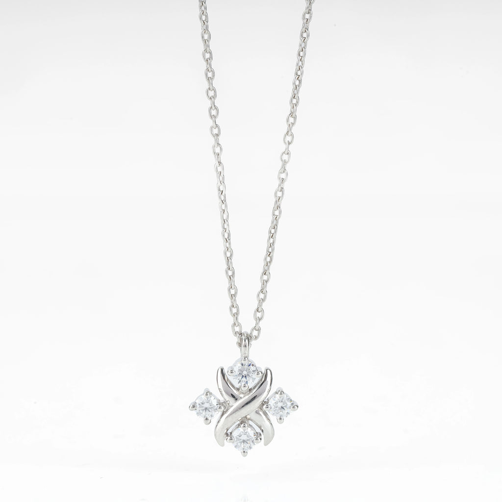 Lynn Diamond Pendant