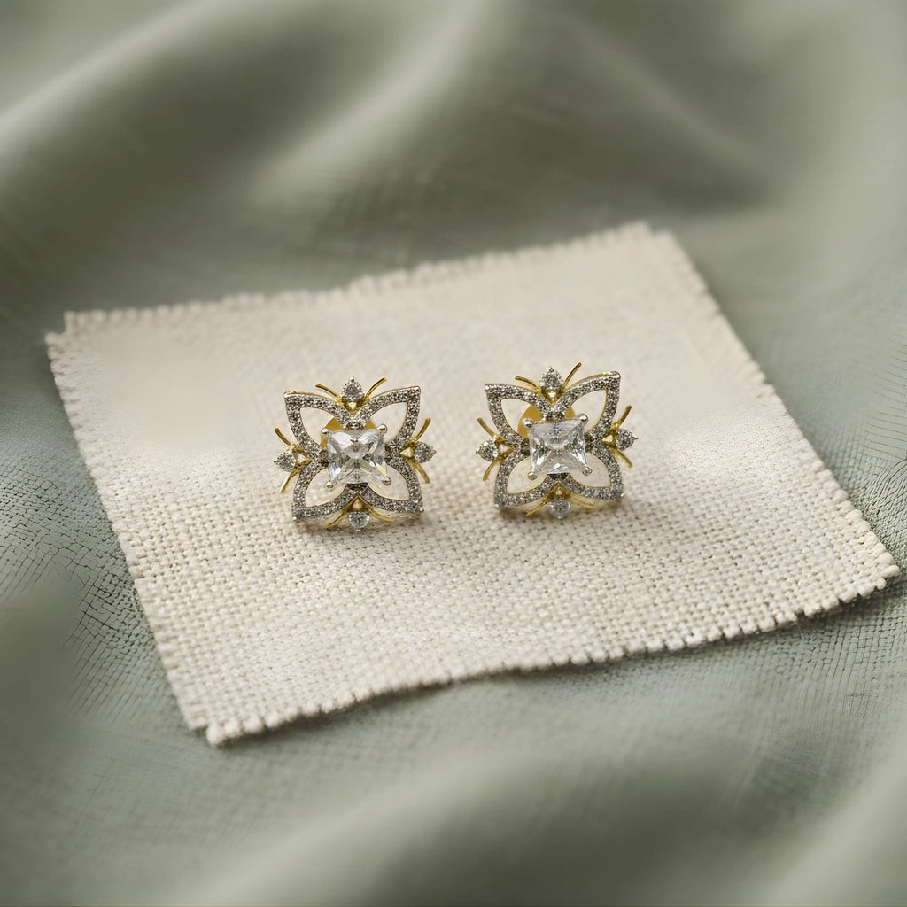 18KT Gold Floral Square Studs