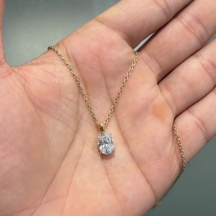 Gold Oval Solitaire Pendant