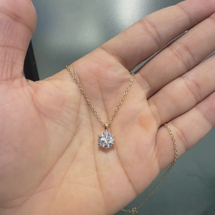 Gold Classic Solitaire Pendant